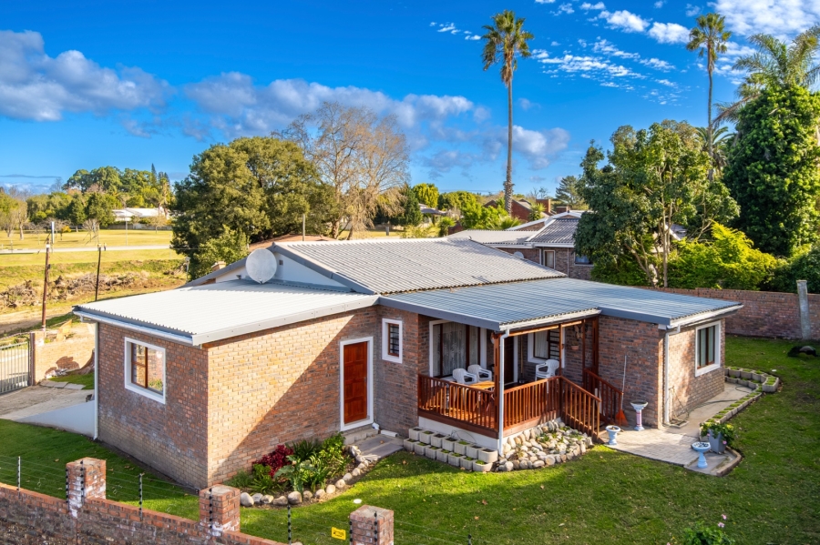 3 Bedroom Property for Sale in Heatherlands Western Cape